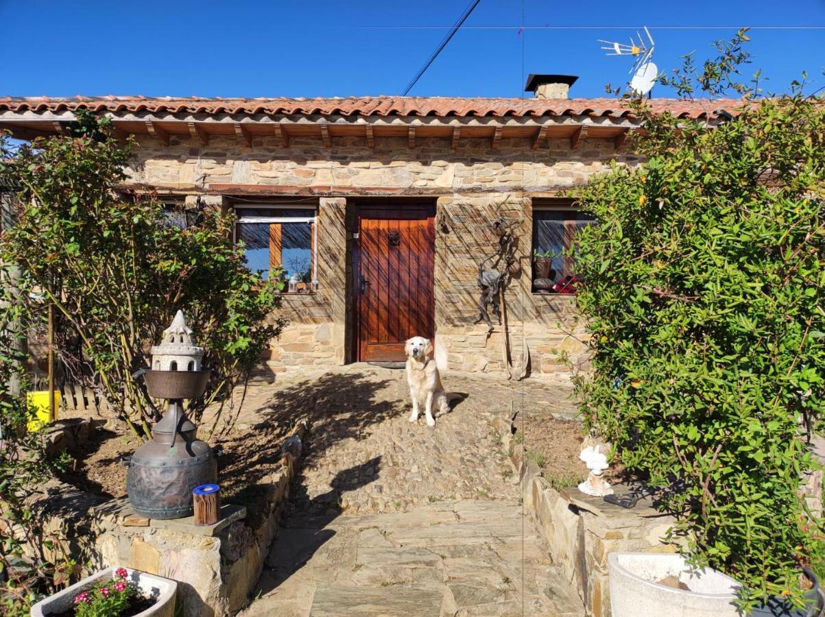 Albergue La Casa Del Camino Valverde de la Virgen Exterior foto